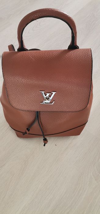 Дамска раница LV