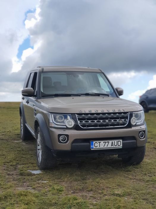 Discovery 4 3.0 TDV6 Automat 4x4 2016 – Piele crem, Navi, Cameră