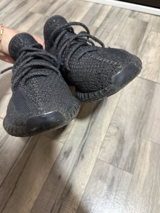 Adidasi Yeezy 350 Black Reflective