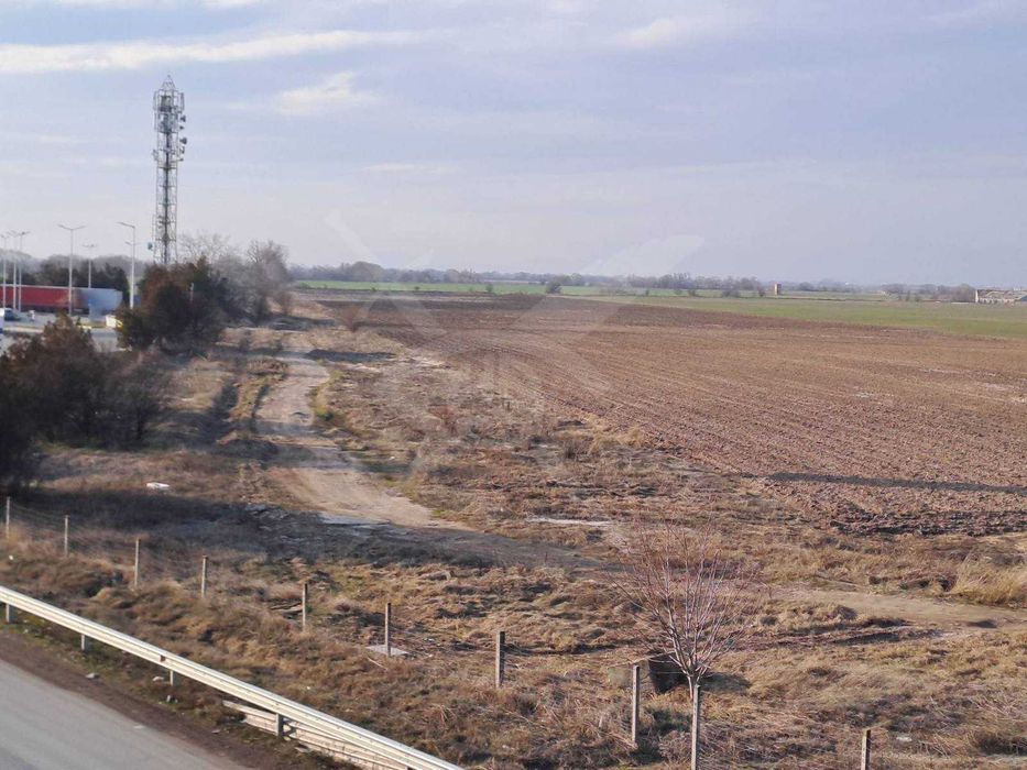 Продава се Парцел в с. Радиново, Област Пловдив - 66701 кв.м за 2 €/кв.м - Снимка #1