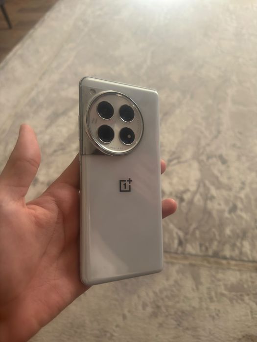 OnePlus 12 5g 12/256 (Global)