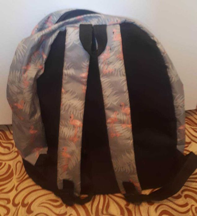 Продам портфель, ранец, рюкзак для девочки