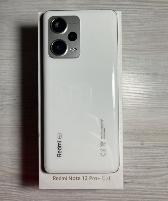 Почти новый Redmi note 12 pro plus 5g