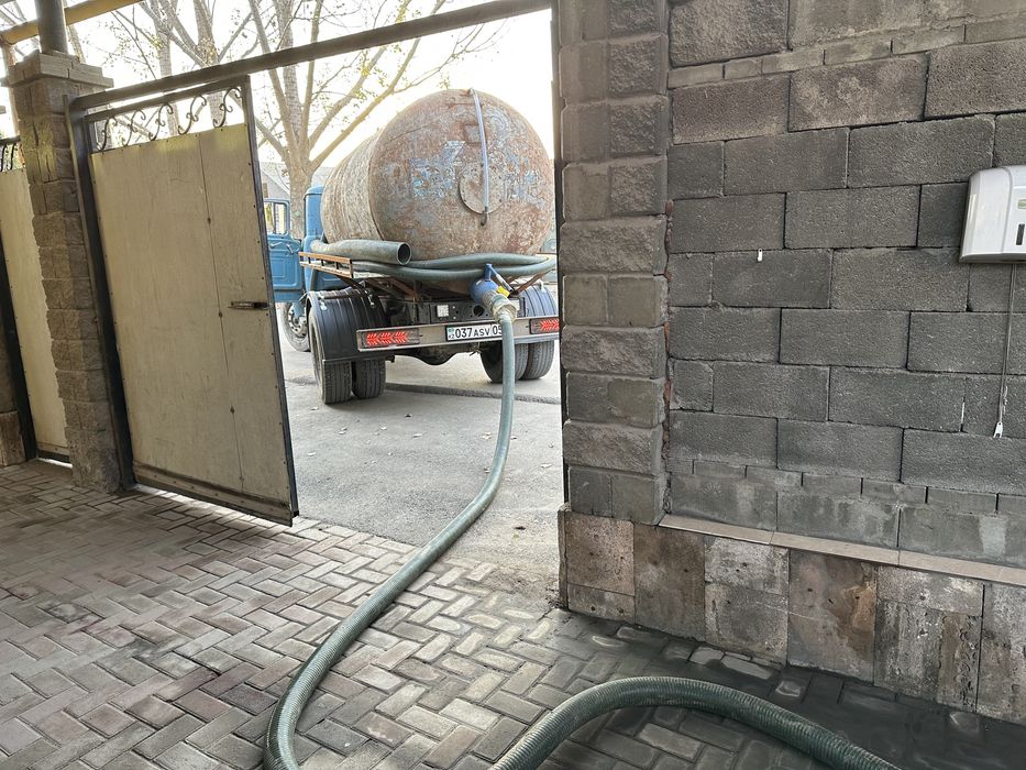 Ассенизатор говновоз откачка Туалет септик - Услуги ассенизатора Алматы ...