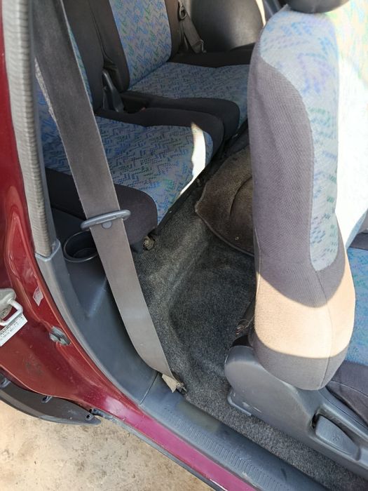 Срочно Продам Rav4