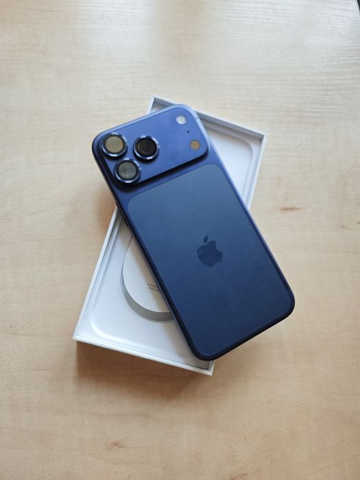 iPhone 17 Pro Max, Deep Blue, 1TB, Model A3525