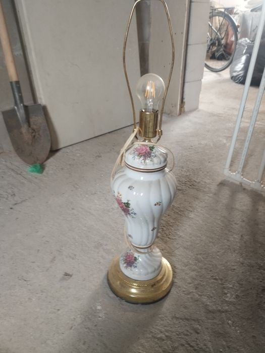 Veioză antică in stare foarte buna