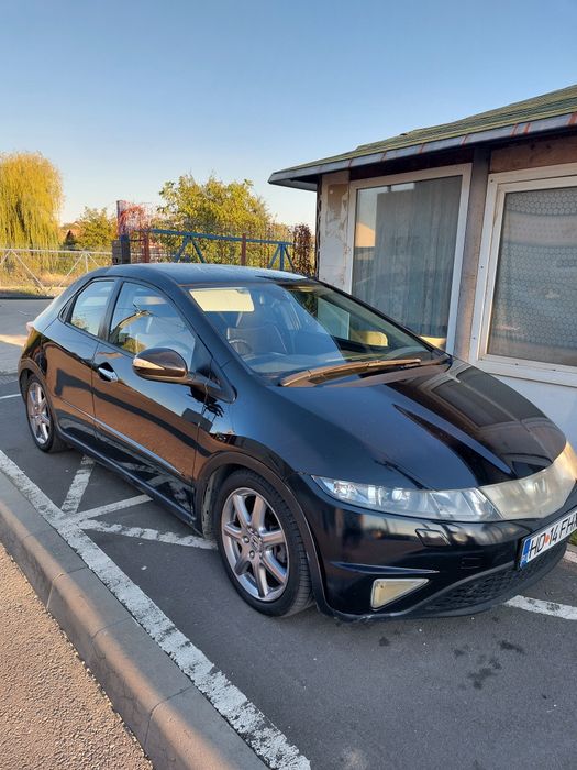 Honda civic 8 2,2 diesel  volan dreapta