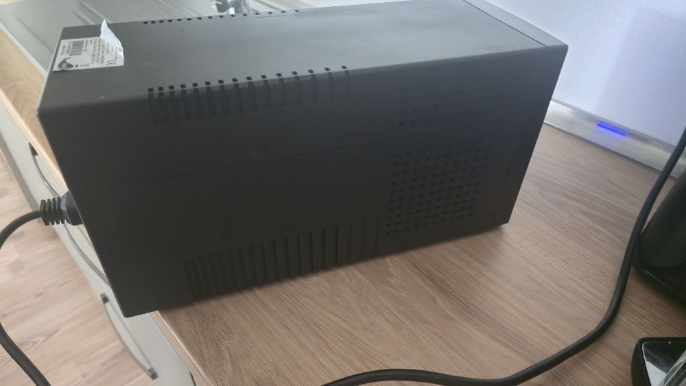 UPS PowerWalker VI 3000 SCL – 3000VA / 1800W,