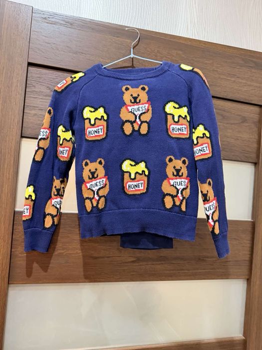 Детски пуловер Guess