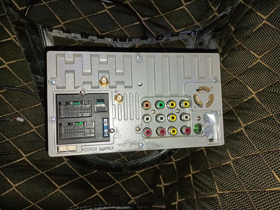 Автомагнитола на акцент