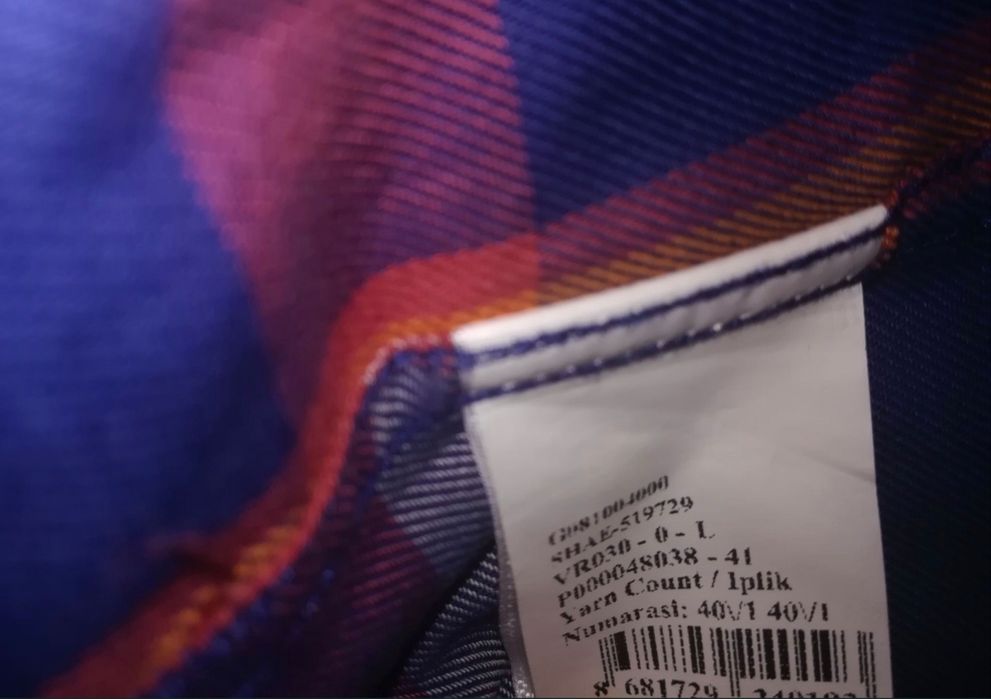 Camasa U.S. POLO ASSN marimea L model slim fit noua fara etichetă .