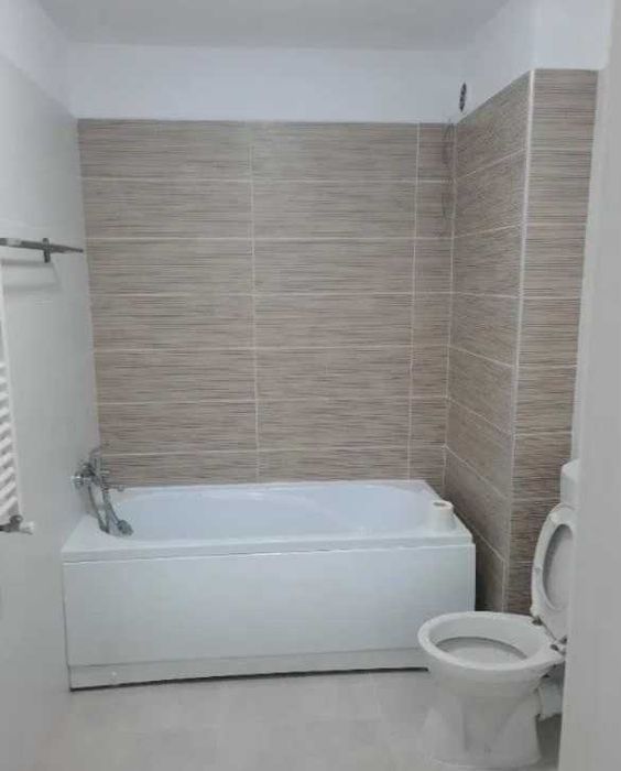 Дава се под наем Едностаен апартамент в Пловдив, Център - 45 кв.м за 153 € - Снимка #1