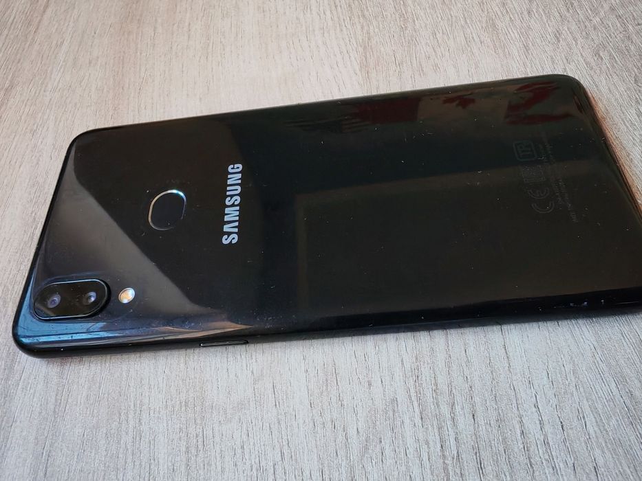 Samsung A10S в хорошем состоянии