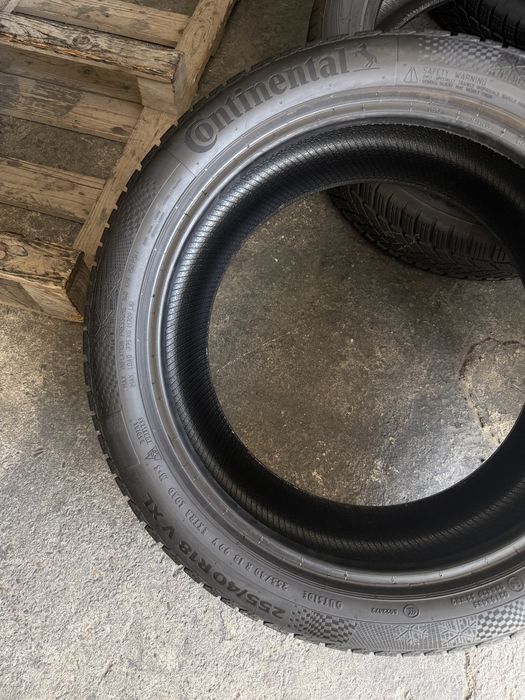 4 anvelope iarna 255/40/18 + 225/45/18 , Continental , RunFlat (* Bmw ) , 6.5 mm !