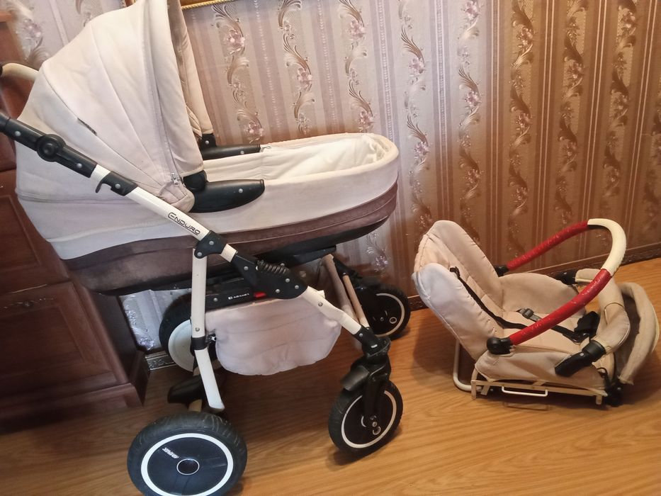 Коляска детская " Одамекс" из Европы