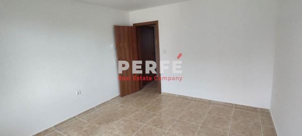 Продава се Двустаен апартамент в Бургас, Сарафово - 65 кв.м за 1260 €/кв.м - Снимка #3