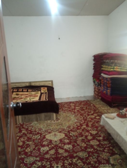 Карши шахрида янги курилган уй сотилади,6 сотих,7 хона,3 хонаси тайёр