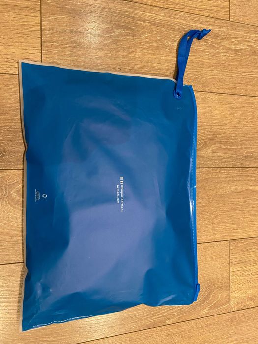 Emporio Armani, ОРИГИНАЛНИ бански, размер: S (с малък дефект)