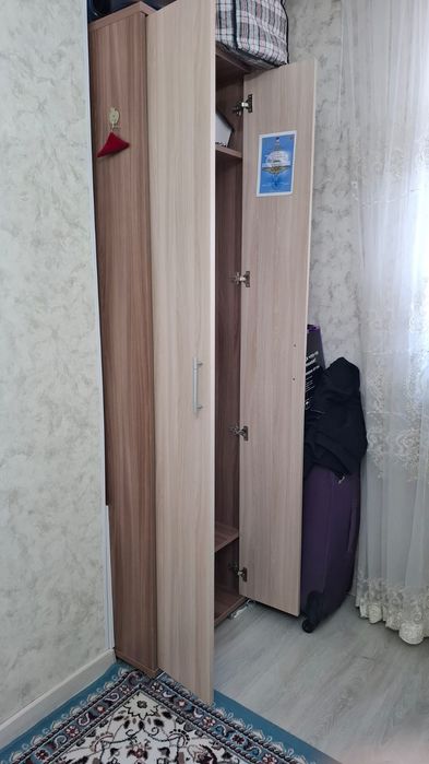 Срочно продам шкаф