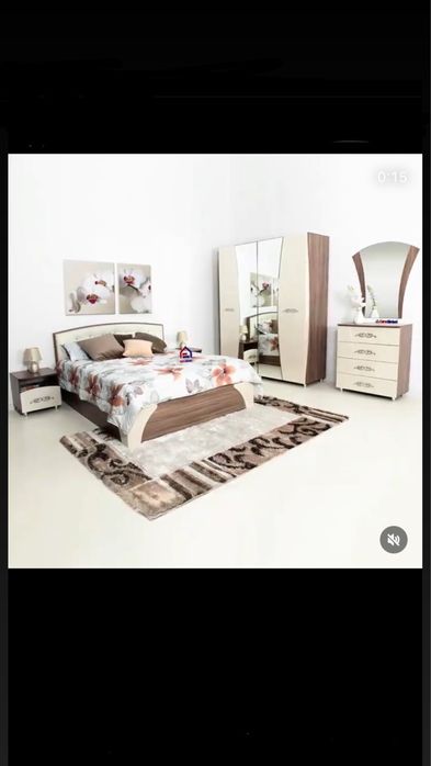 Спальный гарнитур