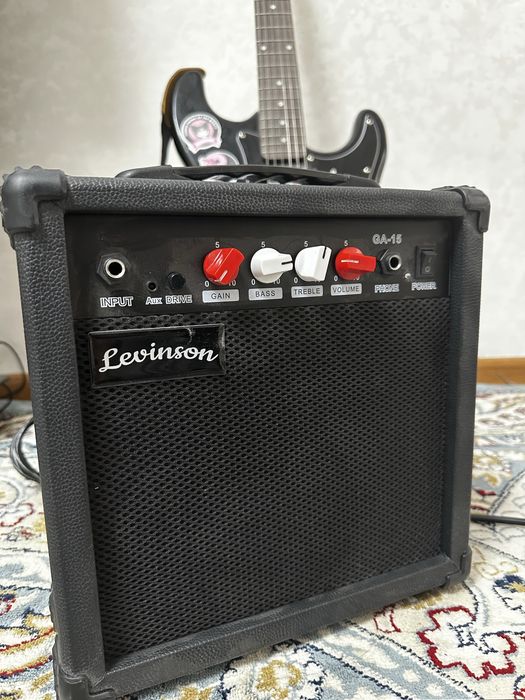 Электро гитара Levinson, как новая