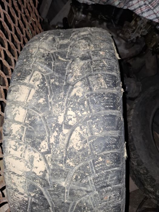 Шины зимние R275/55/20