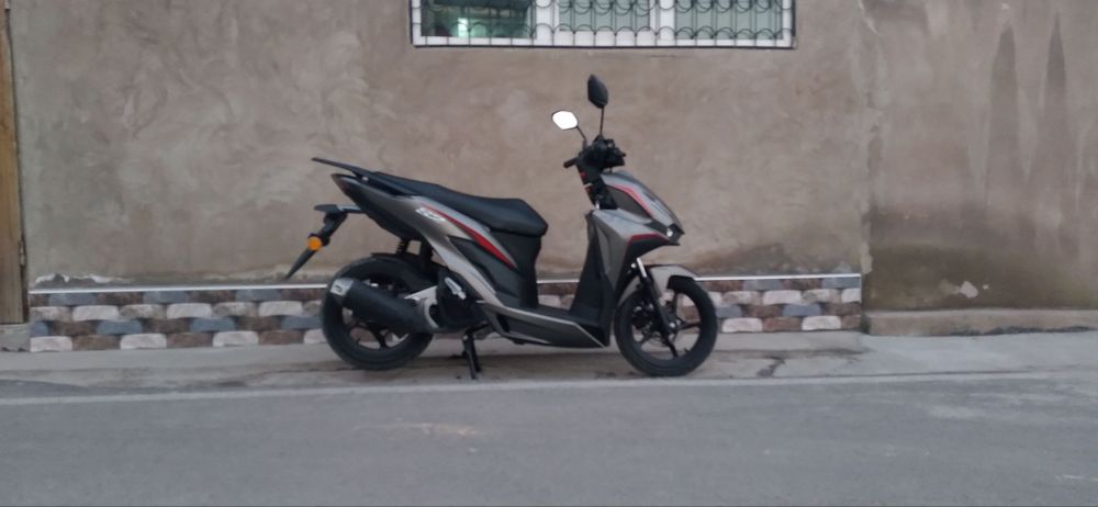 Skuter sotiladi hali yengi gst mator