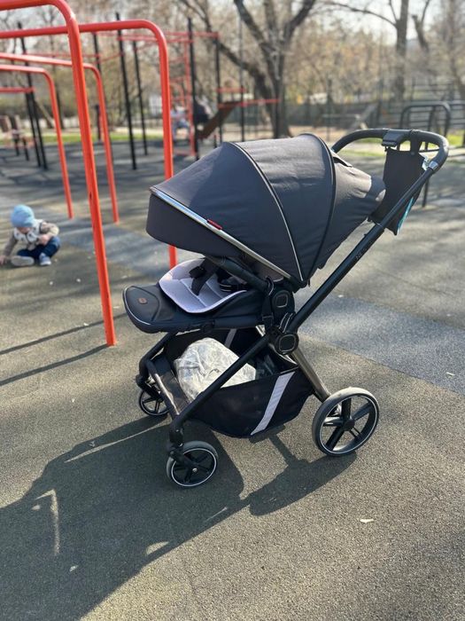 Продается коляска в хорошем состоянии