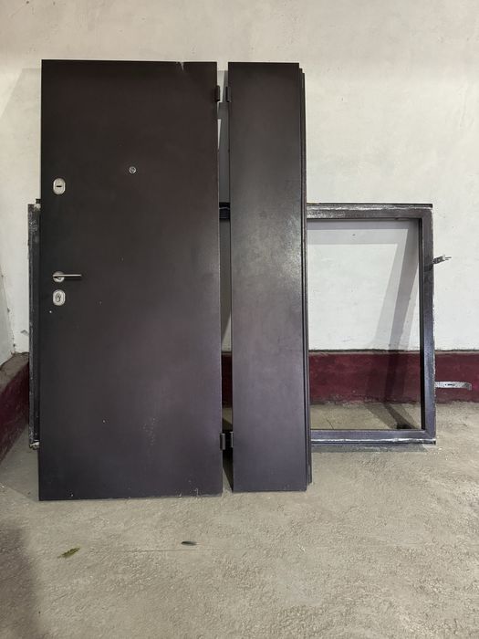 Входной дверь для дома