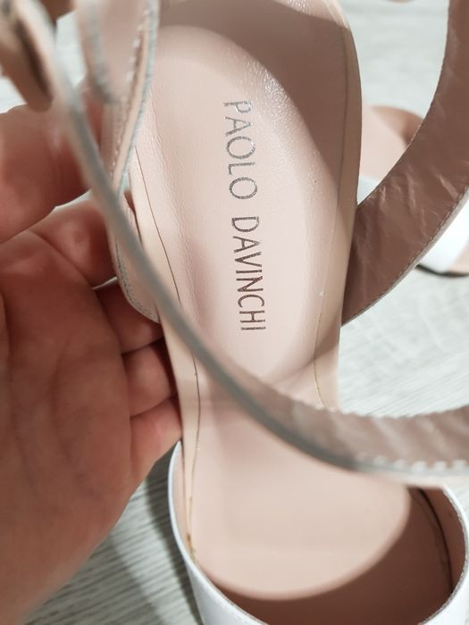 Босоножки летние