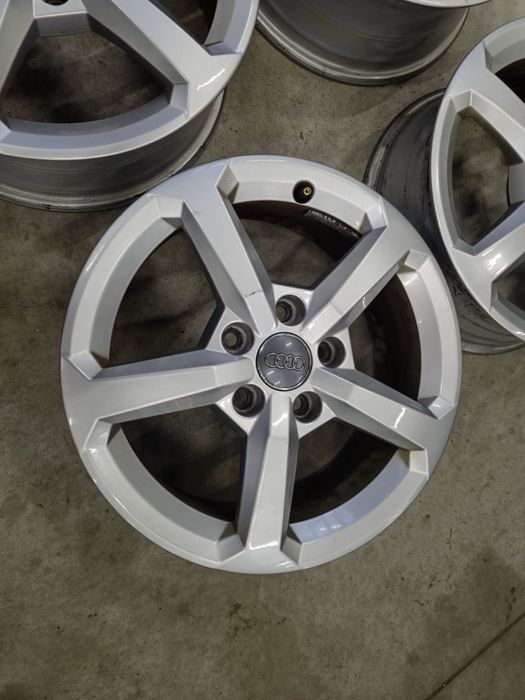 Jante Audi Q2 A3 R16 originale// Vw Golf 5 6 7 8 Touran Caddy / Skoda