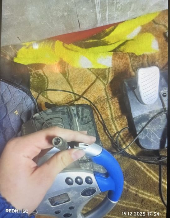 Руль с педалями продам