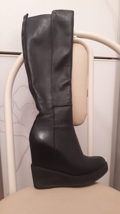 Сапоги кожаные, дёшево