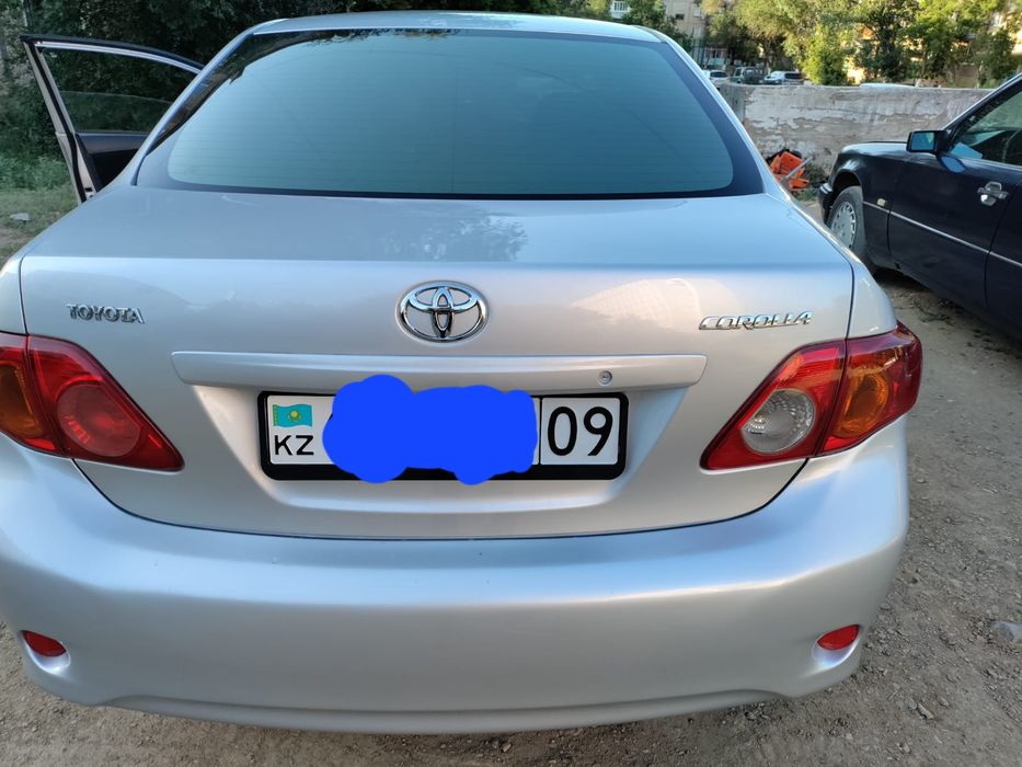 Toyota Corolla 2009 г.