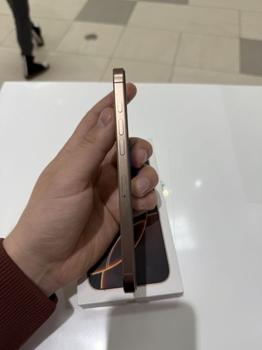 Iphone 16 pro max desert 512g срочно !