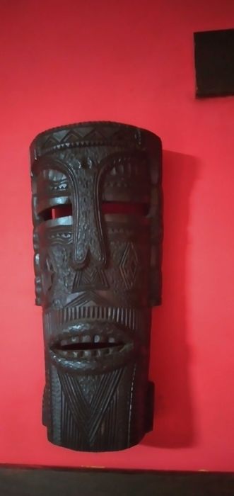 Ръчно изработена маска от Мозамбик