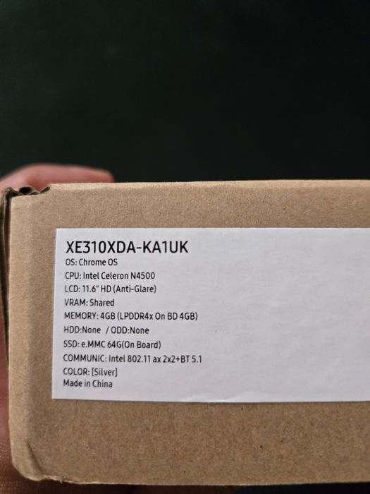 Galaxy Chromebook Go