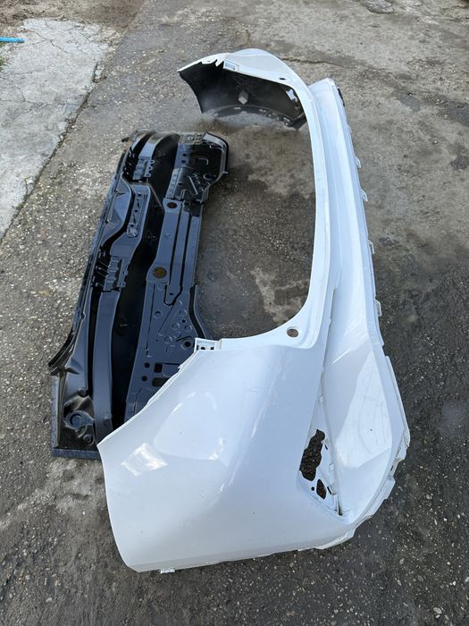 Bară spate toyota chr.cod:58307-f4011.
