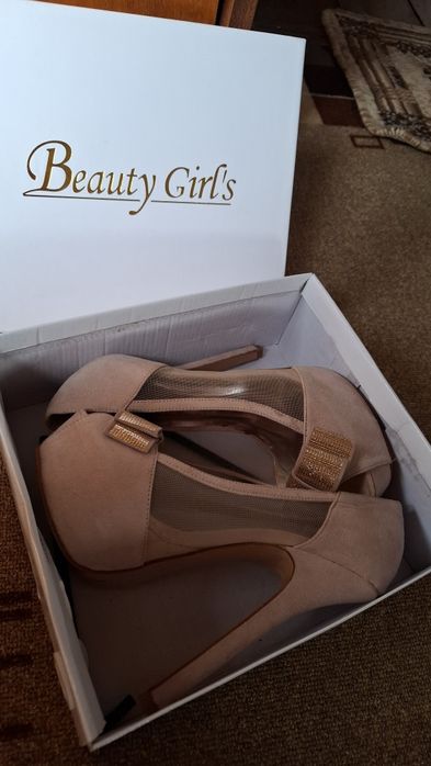 Официални обувки на висок ток, 37 номер