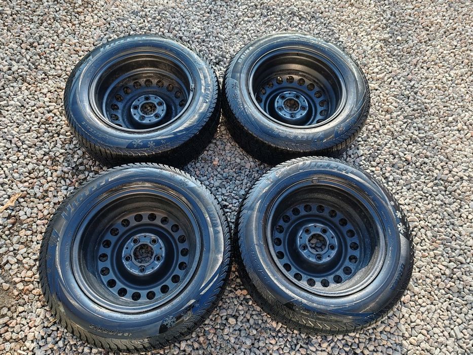 Продам срочно резину с дисками