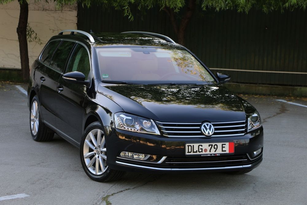 Passat/distronic/Lane asist/bixenon/panoramic/memorii/zoll/dsg