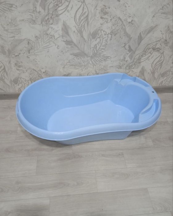 Продам детскую ванночку для купания