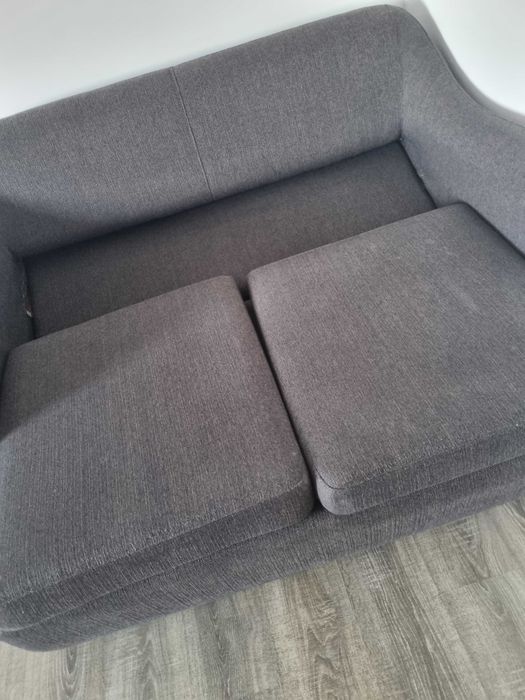 Canapea 2 locuri extensibila