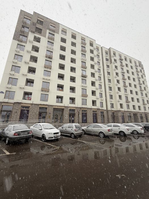 Продаются две двухкомнатной квартиры по улице Махтумкули.