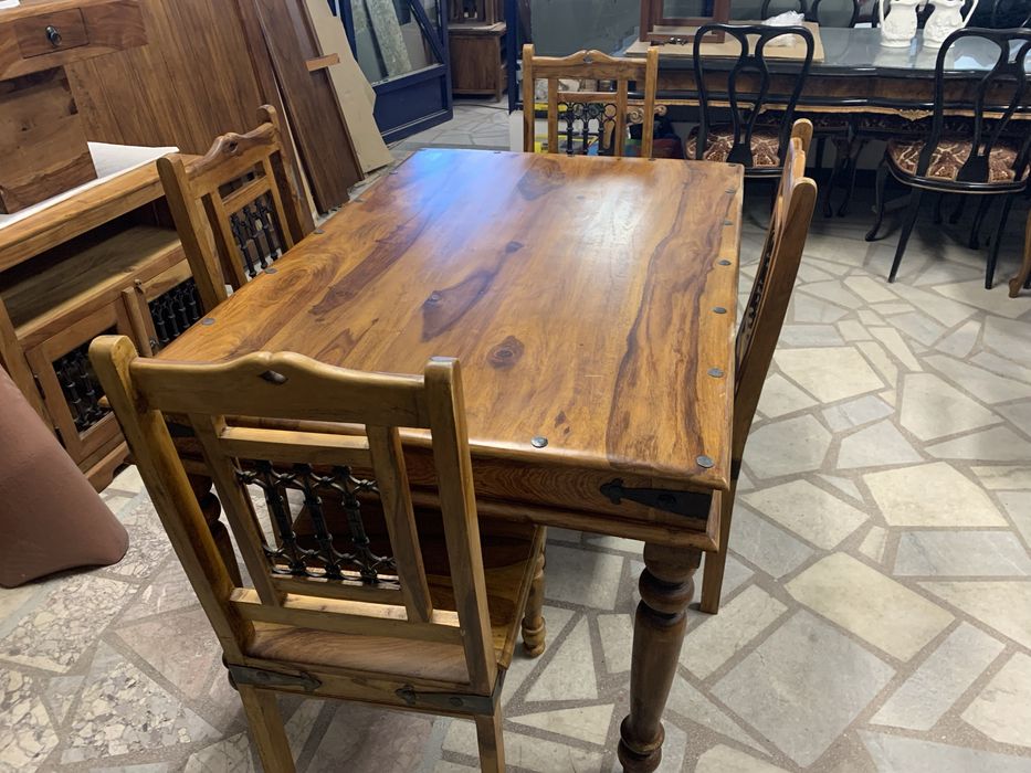 Титкова масивна маса с 6 стола