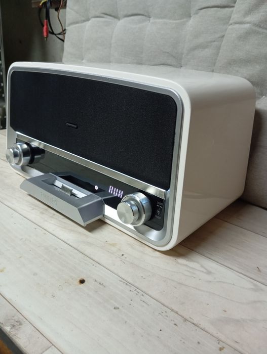 Philips Original Radio докинг станция