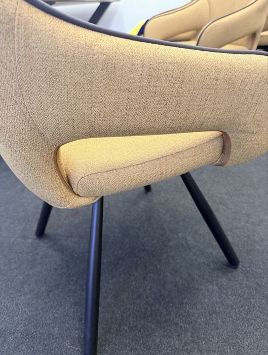 Scaun Mobexpert.Disponibil-6 bucati.