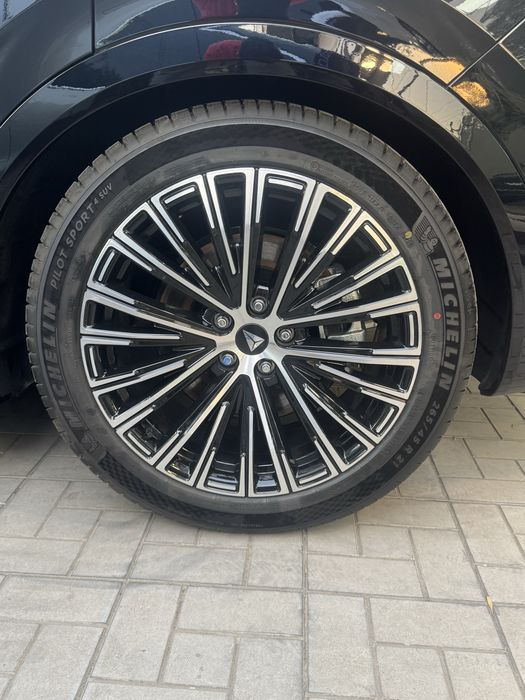 Deepal s09 krossover