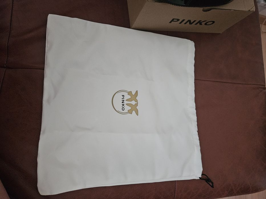 Дамска чанта PINKO